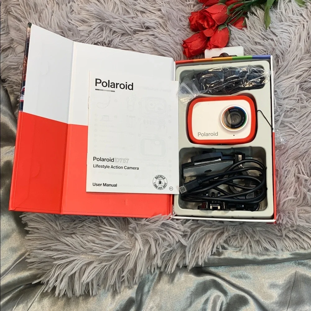 🌹Polaroid Red and White iD757 Digital Action Camera - Open Box